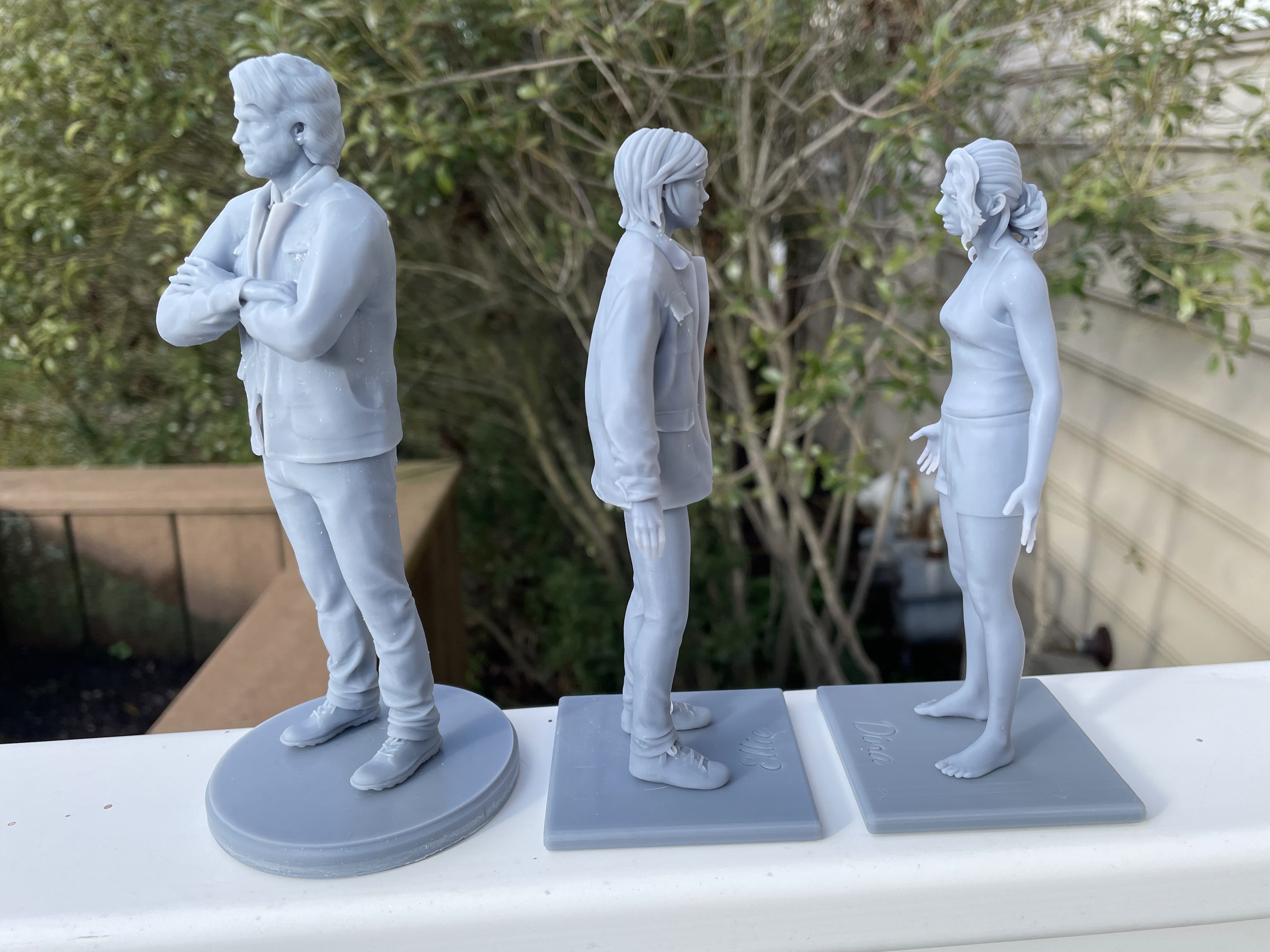 Farm Ellie and Dina Figurines